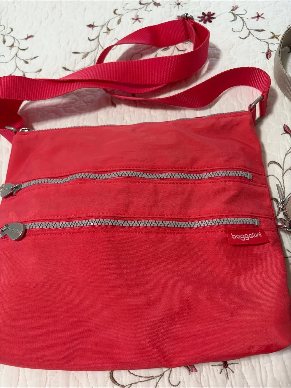 Baggallini Red and Taupe Lightweight Crossbody Duo